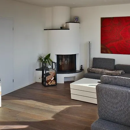 Holiday home Luxurioeses Haus Mit Pool, Nahe Schweizer Grenze Weil am Rhein
